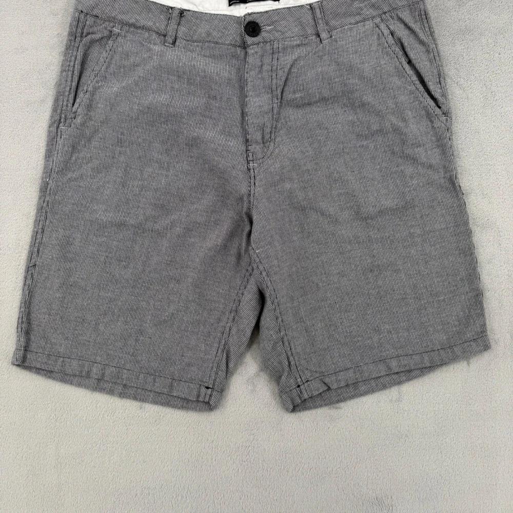 Ezekiel Mens Striped Chino Shorts Black White Pinstripe Flat Front‎ Size 34